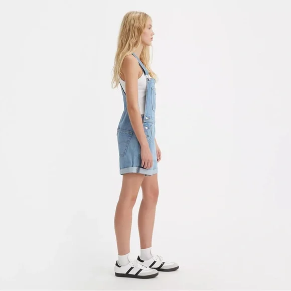 Levi’s Vintage Women's Shortalls In the Field Light Wash Size XL